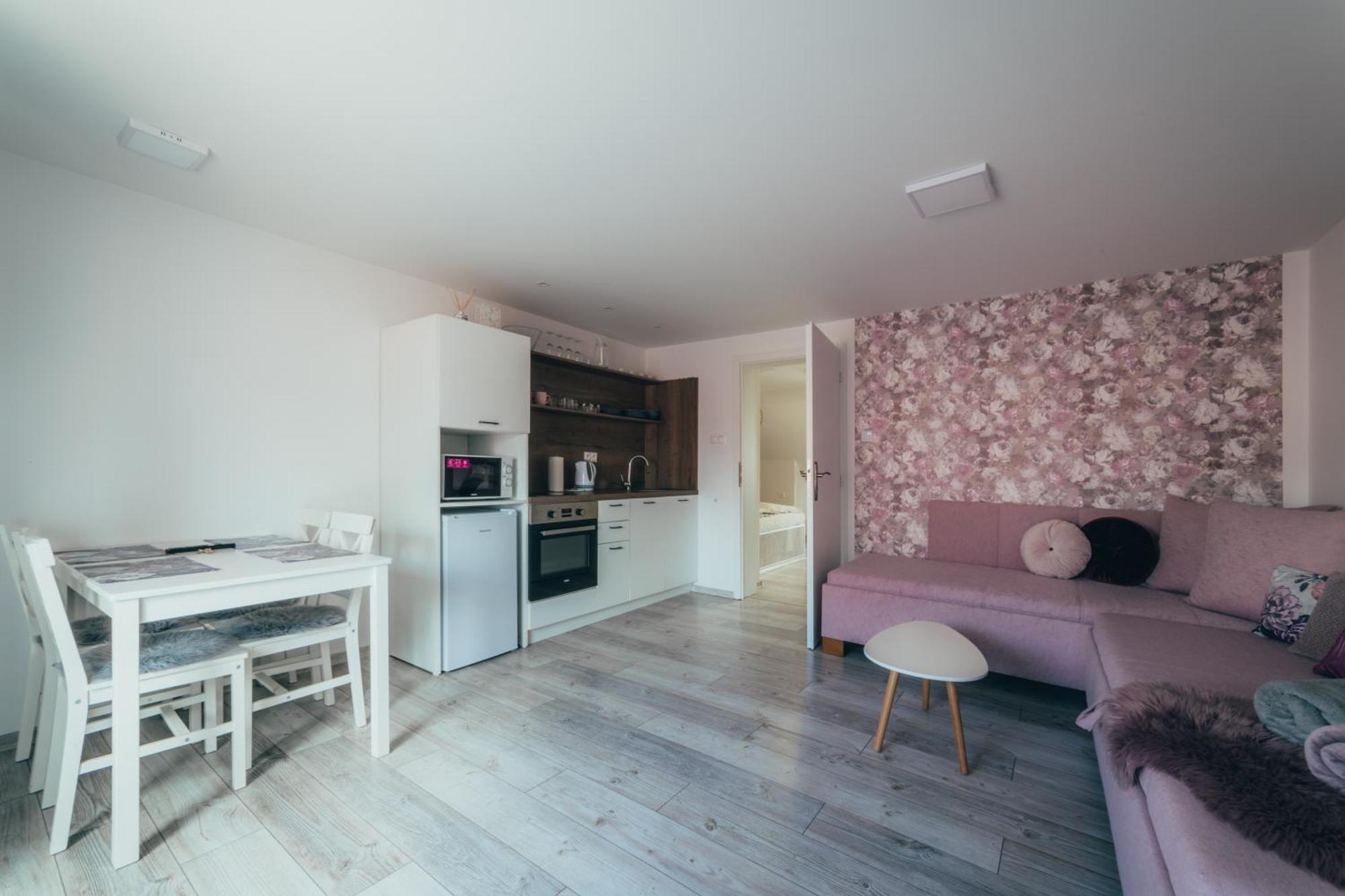 Apartmany Friends Liptov Ліптовський Мікулаш Екстер'єр фото