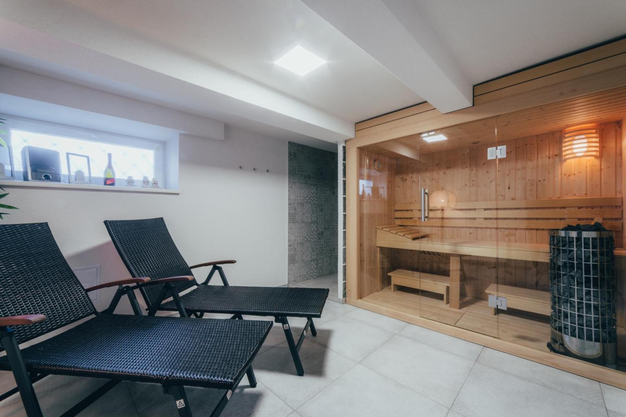 Apartmany Friends Liptov Ліптовський Мікулаш Екстер'єр фото